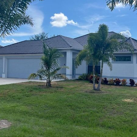 The Salt Life Get Away - Cape Coral, Florida 빌라 외부 사진