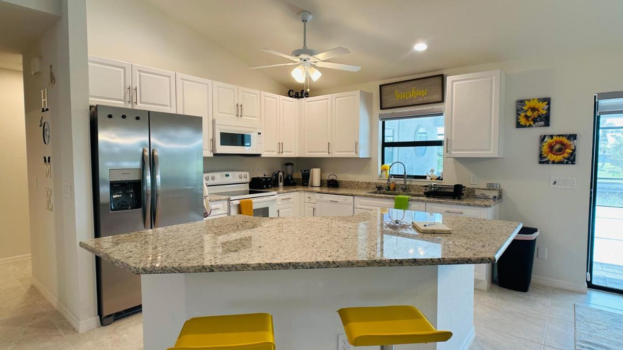 The Salt Life Get Away - Cape Coral, Florida 빌라 외부 사진